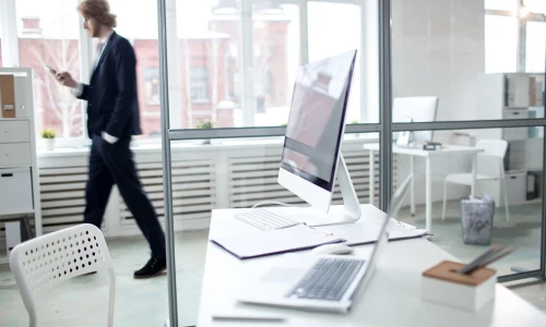 Оптика в офис: почему это выгоднее, чем обычный интернет